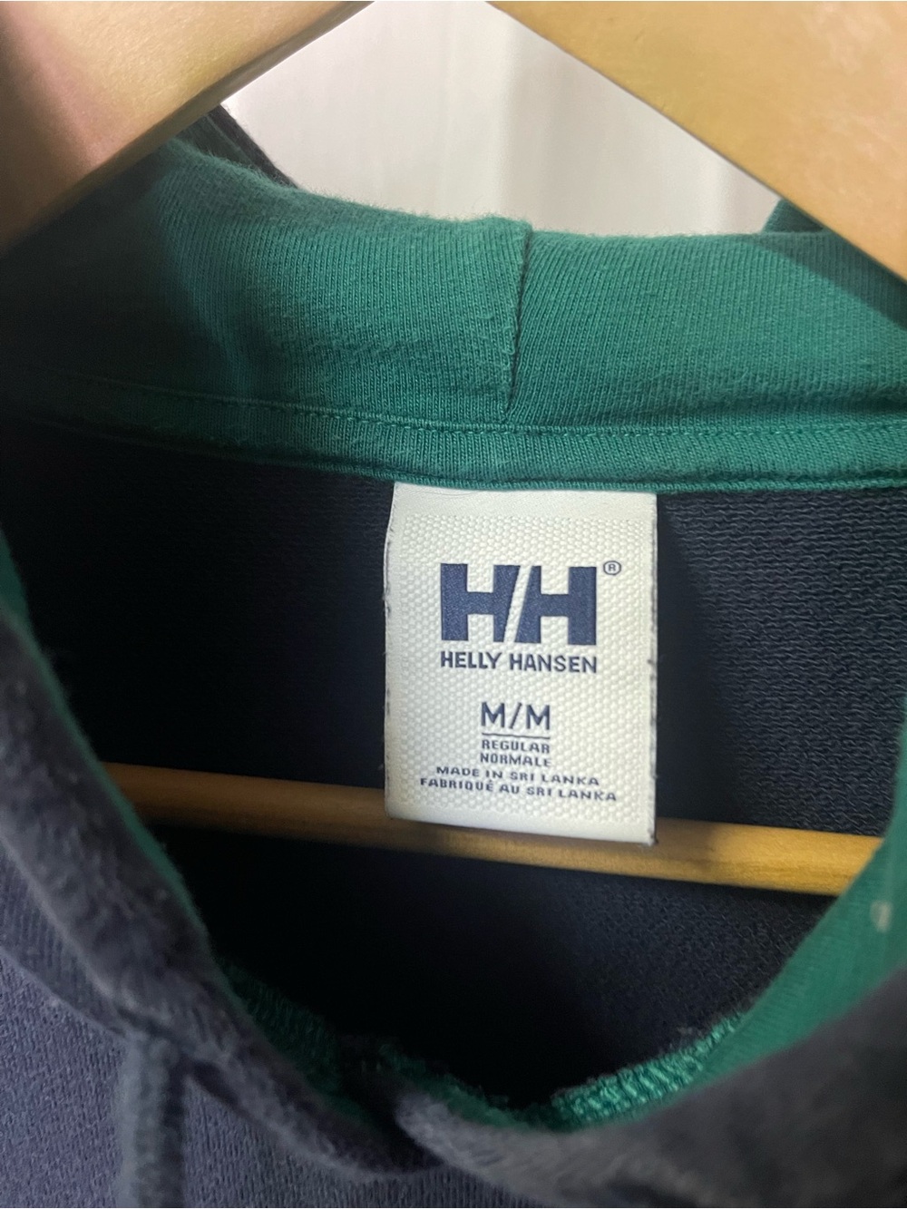 Helly Hansen Colorblock Pullover Hoodie Black Green Magenta Logo Sweatshirt M - Picture 4 of 6